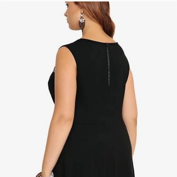 TORRID Mesh Inset & Faux Leather Peplum Top Size 2 - Picture 4 of 13